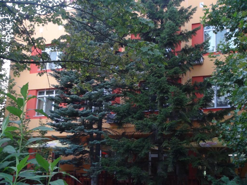 Family Hotel Familya Ruse Zewnętrze zdjęcie